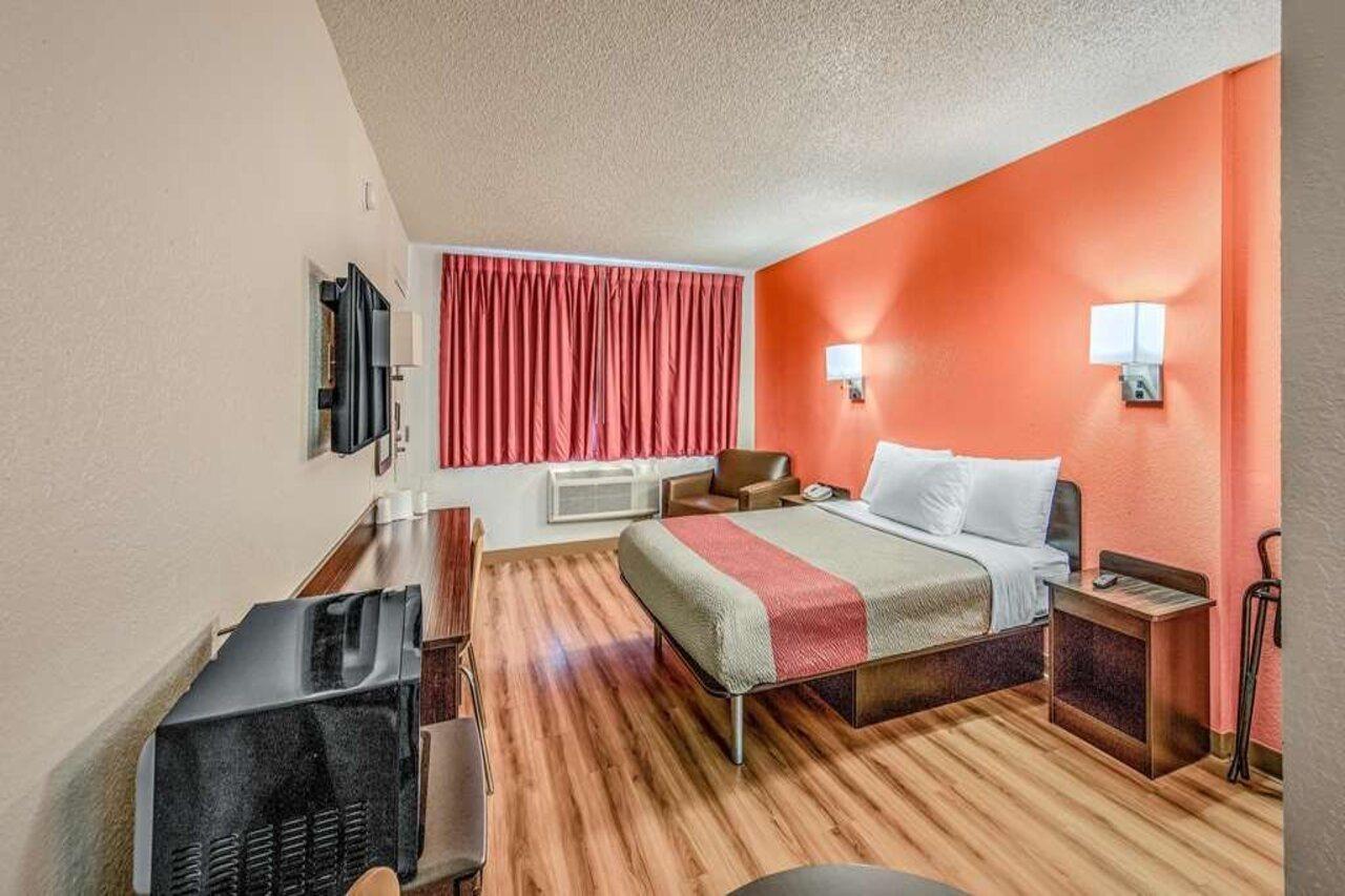 Motel 6-Eureka, Ca Redwood Coast מראה חיצוני תמונה