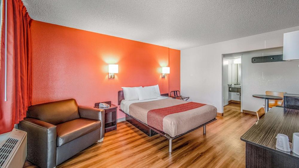 Motel 6-Eureka, Ca Redwood Coast מראה חיצוני תמונה