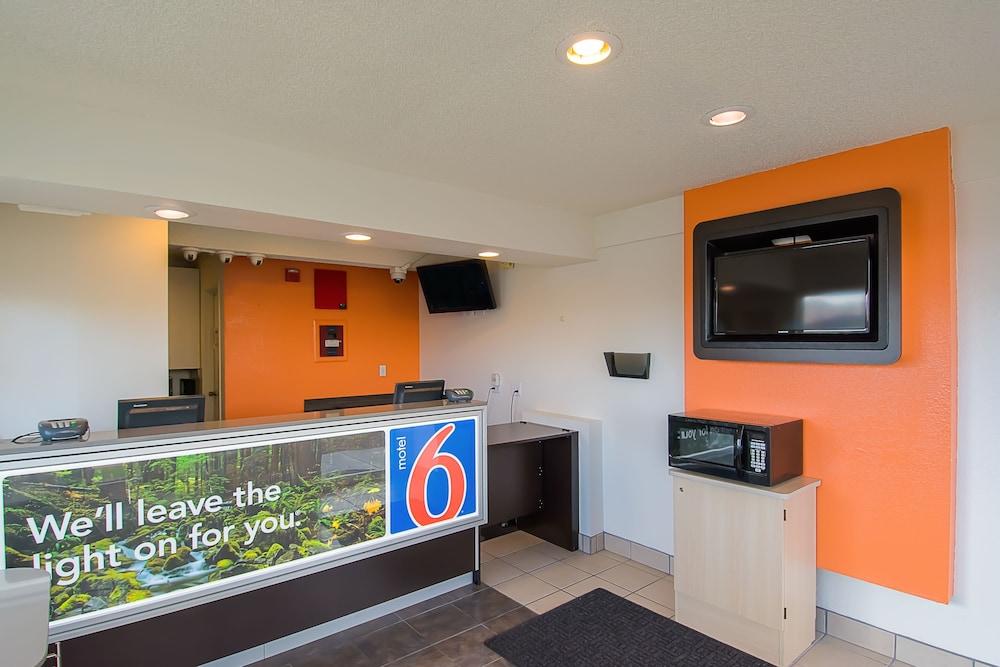 Motel 6-Eureka, Ca Redwood Coast מראה חיצוני תמונה