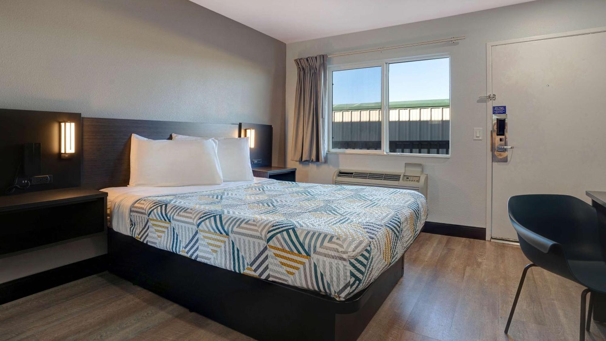 Motel 6-Eureka, Ca Redwood Coast מראה חיצוני תמונה